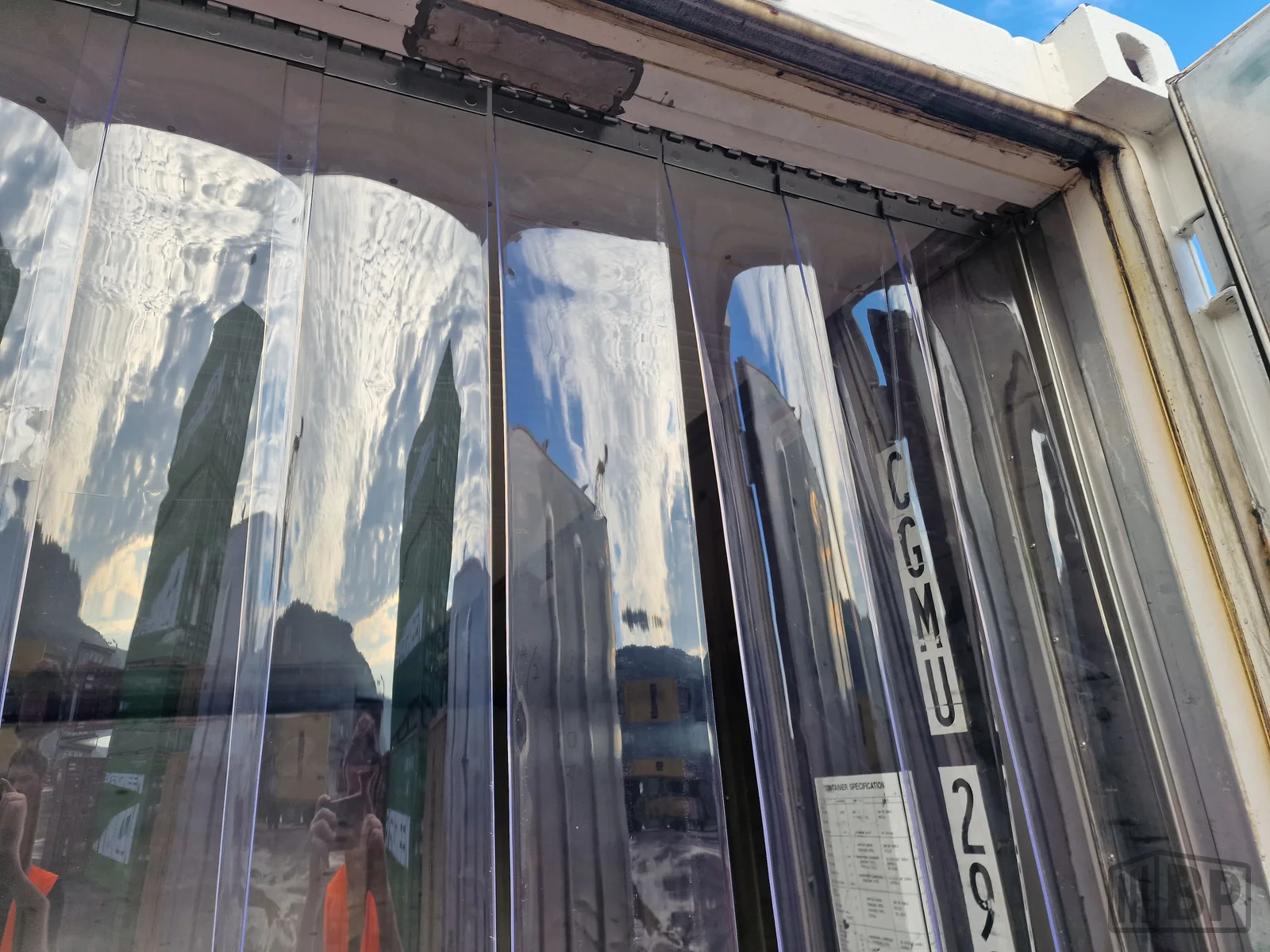 PVC Lamellenvorhang für 20RE Kühlcontainer – 2.25 m breit