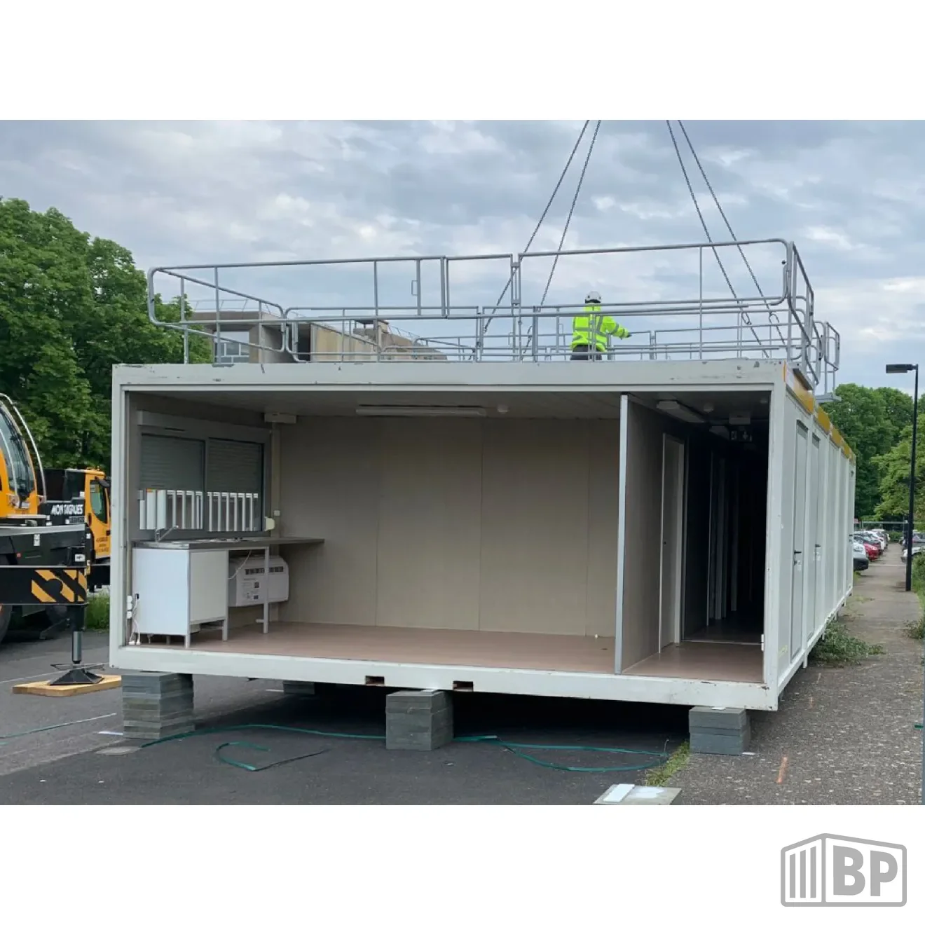 Containerplatte, grau, massiv, mit Löchern, 400x400x20mm